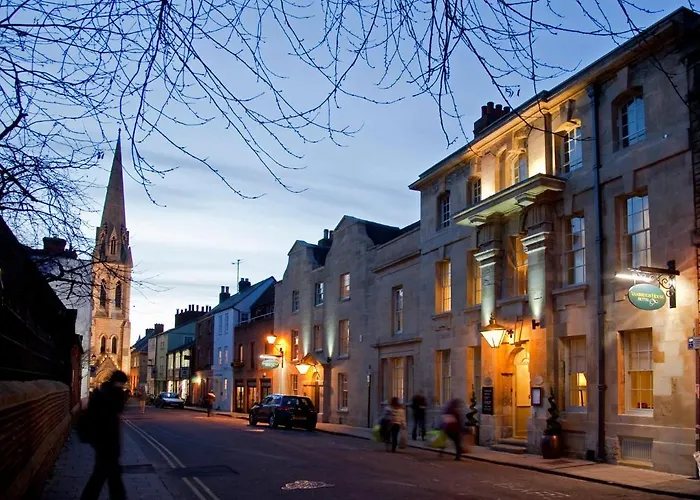 Vanbrugh House Hotel