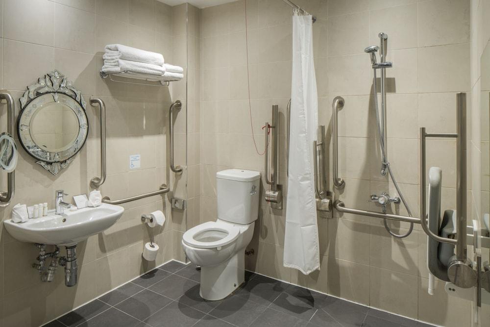 Vanbrugh House Hotel